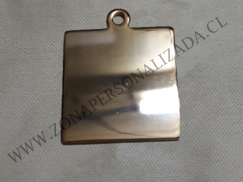 Medallas Cuadradas Dorada o Plateadas